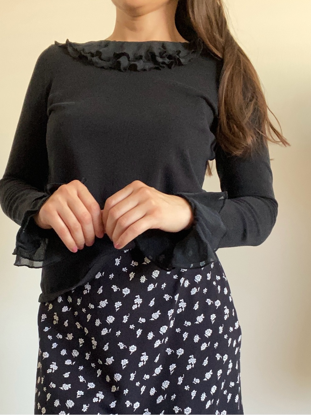 Harolds Y2K silk blend black ruffle trim blouse small